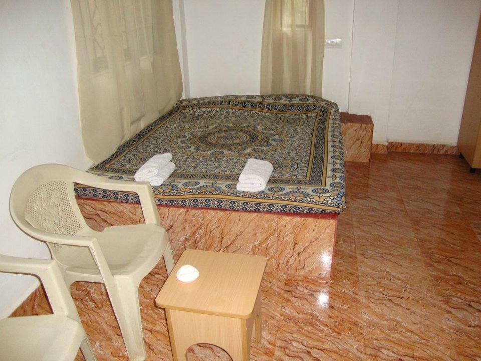 Leon Hide Out Guest House Vasco Da Gama Exterior photo